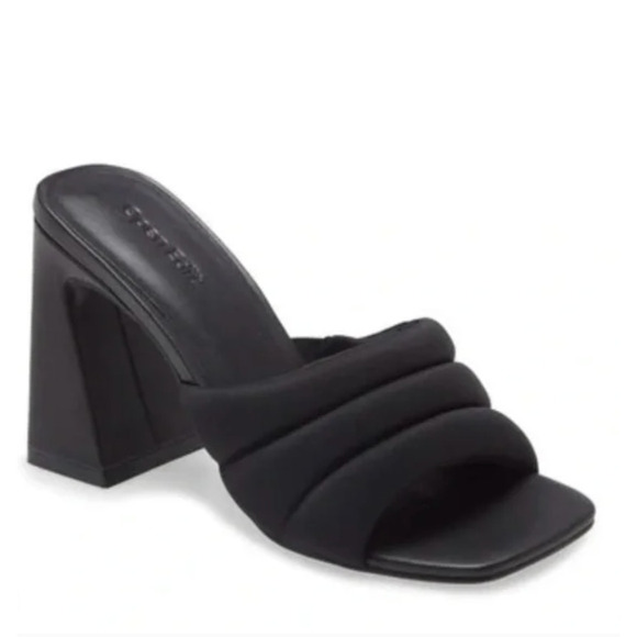 NWOT Open Edit Sheena Sandals 4 Black Square Toe Puffy 90s Heel Women's - Picture 1 of 7